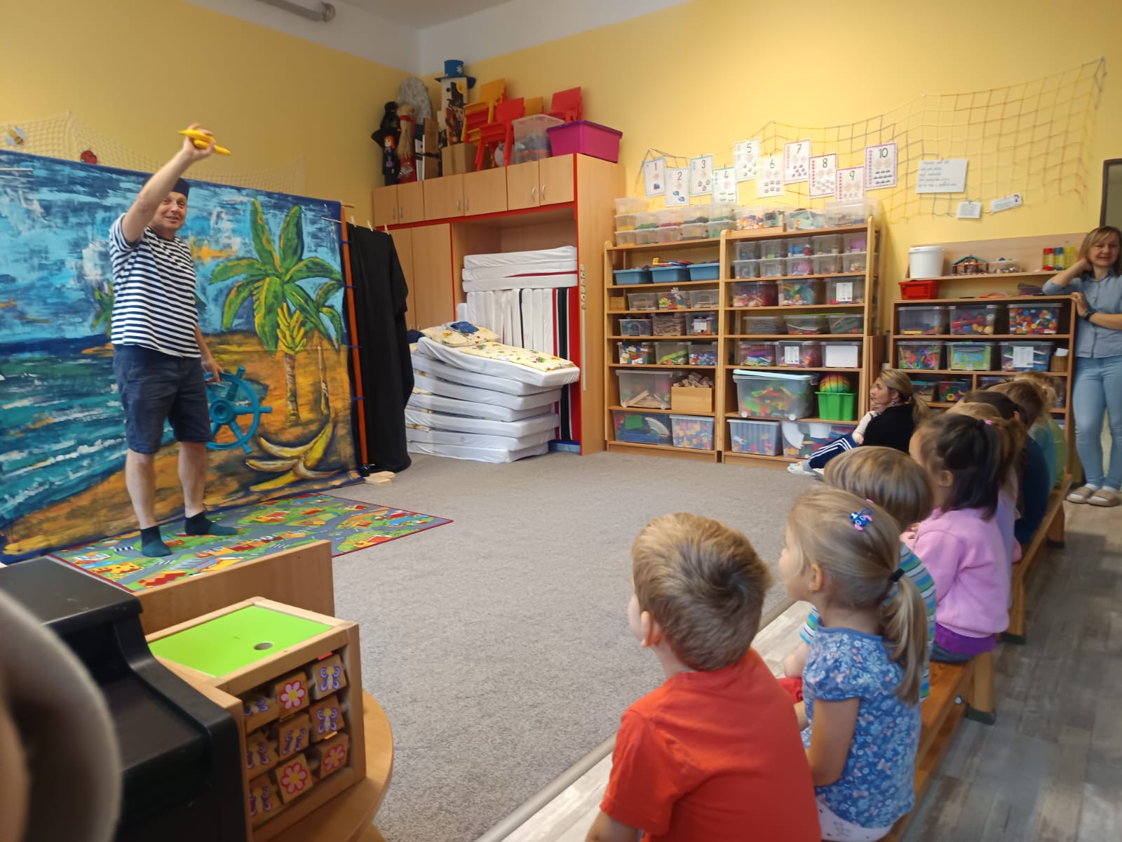 Divadlo "Krabice Teplice" v MŠ