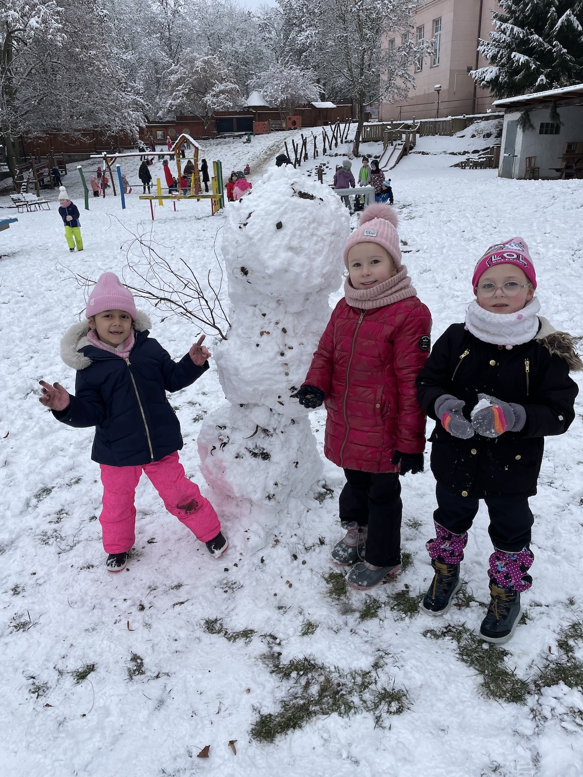 Kdo si hraje, nezlobí..